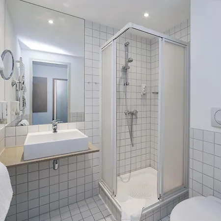 B&B Hotel Berlin City-Ost-2